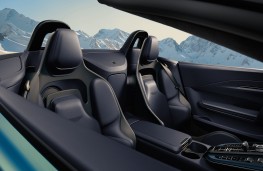 Aston Martin Vantage Roadster, 2025, seats